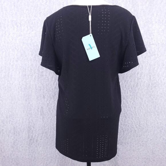 NWT Embroidered Eyelet Blouse Top Sz M Black Flutter Sleeves Geometric Beach - Picture 2 of 9